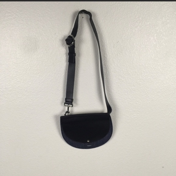 Theory black leather and denim hip pouch with silver hardware & adjustable strap - Picture 4 of 16